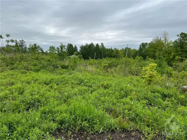 Clarence-rockland, ON K4K 1K7,860 Summit Private