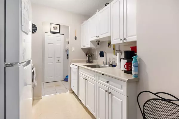 Duncan, BC V9L 4B8,3251 Cowichan Lake Rd #208