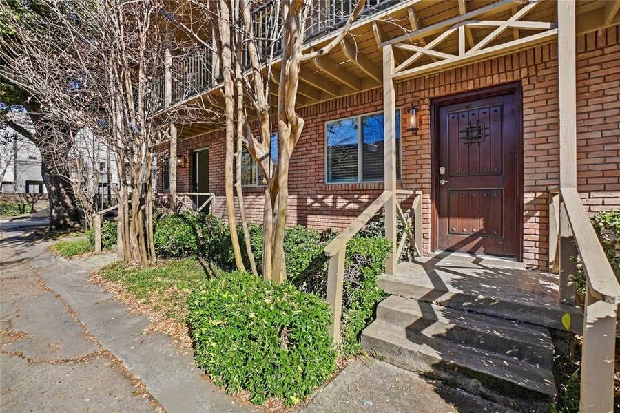 3310 Douglas Avenue #B, Dallas, TX 75219