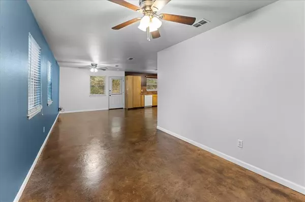 Hawkins, TX 75765,230 Private Road 7422 #230