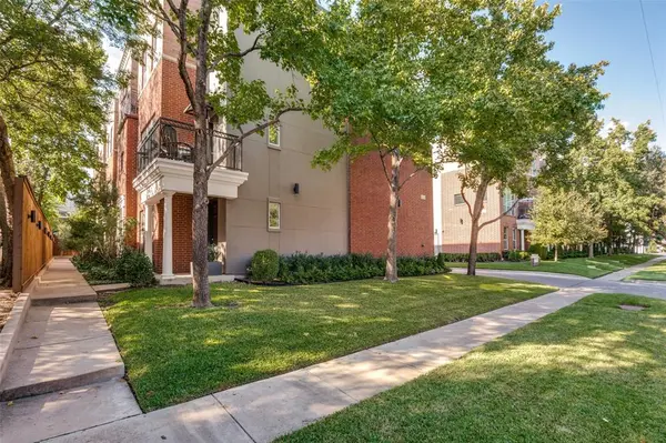 Dallas, TX 75205,4411 Mckinney Avenue #38