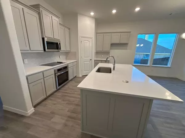 Weatherford, TX 76087,2300 Shamrock Lane