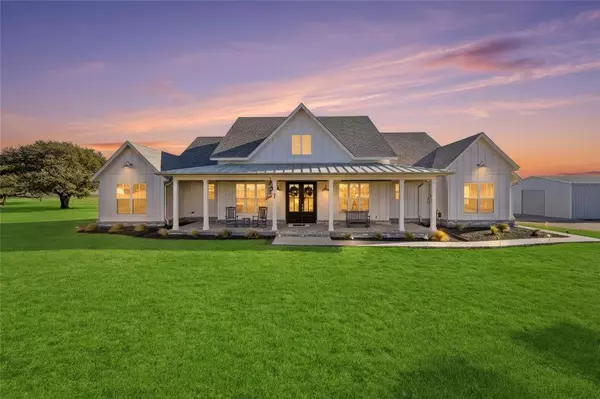 245 La Cresta Lane, Mineral Wells, TX 76067