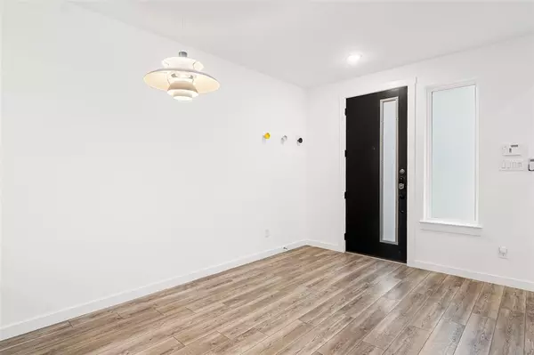 Plano, TX 75075,504 Wellborn Drive