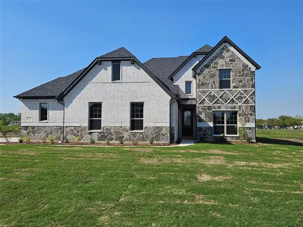 359 Redwood Circle, Trenton, TX 75490