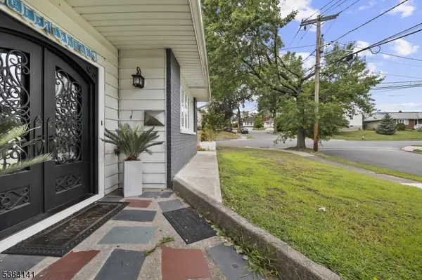 Clifton City, NJ 07013,231 Starmond Ave