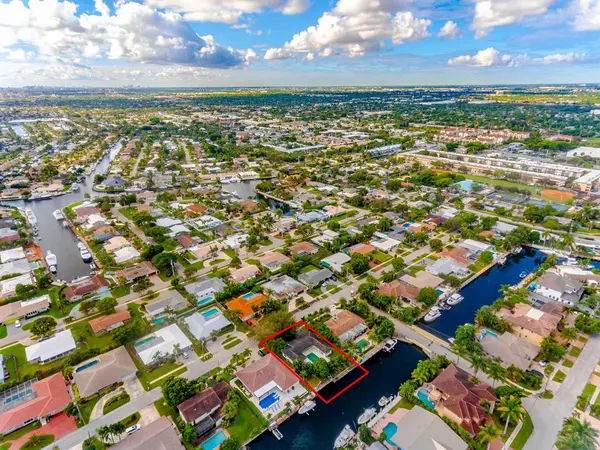 Lighthouse Point, FL 33064,2411 NE 46th St