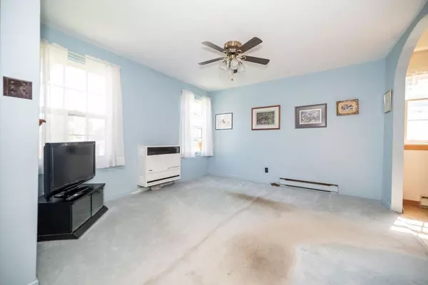 Deep River, ON K0J 1P0,11 WOLFE AVE