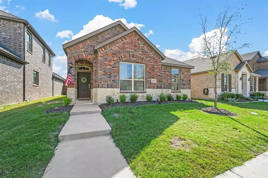 1524 Bennington Lane, Celina, TX 75009