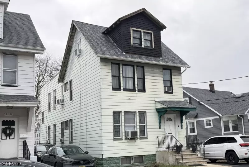 East Orange City, NJ 07018,132 Brookwood St