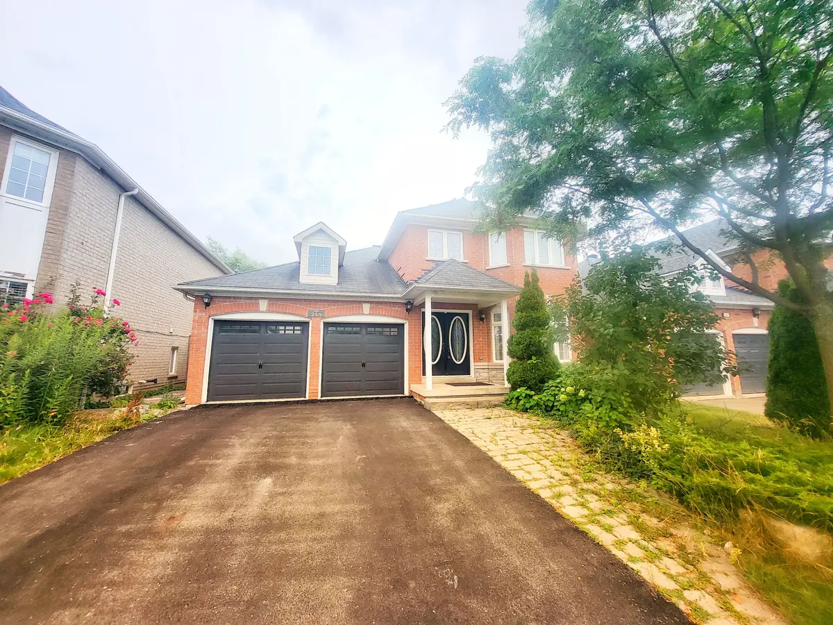 Newmarket, ON L3X 2Y3,249 Marble PL