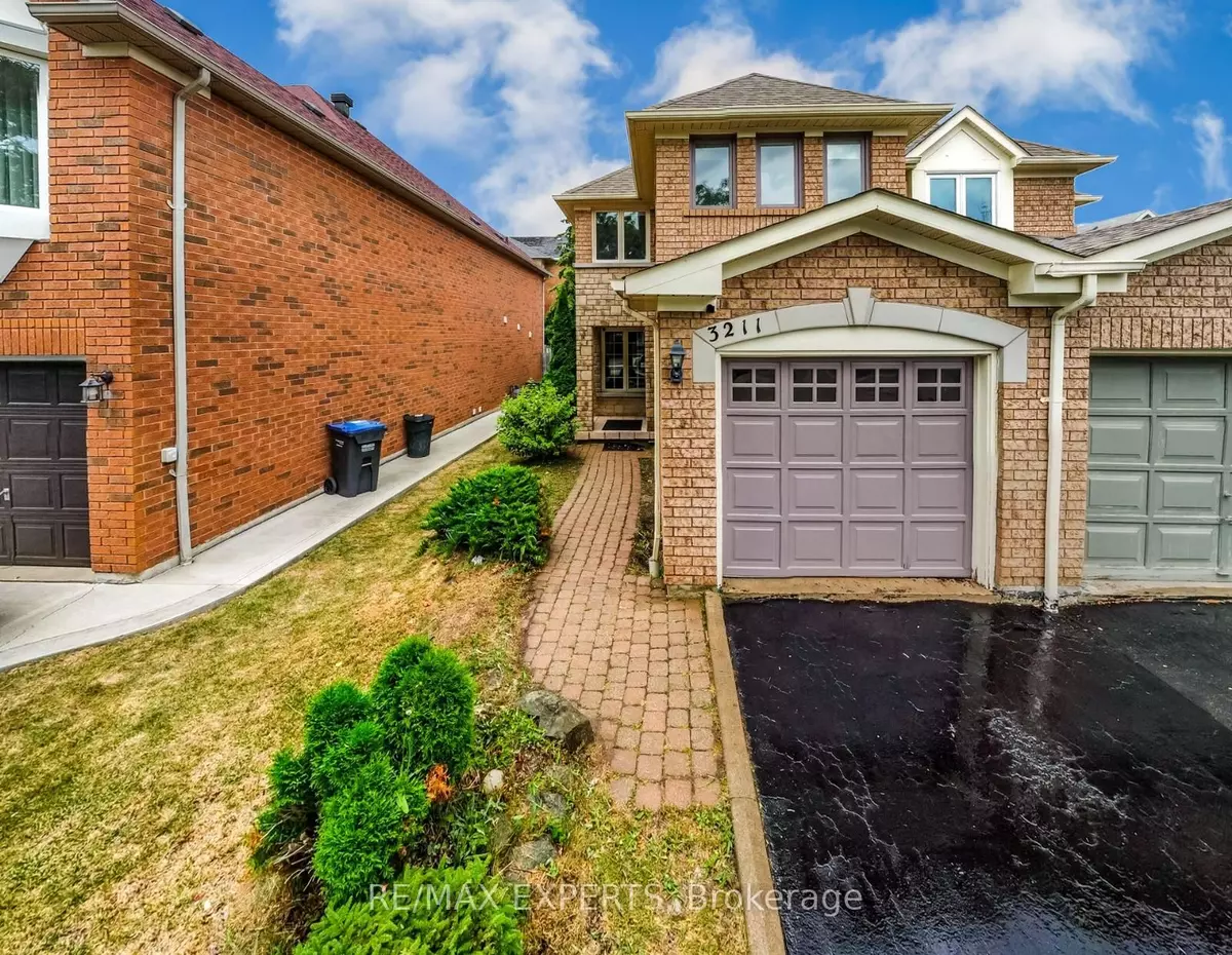 Mississauga, ON L5N 7C9,3211 Coralbean PL