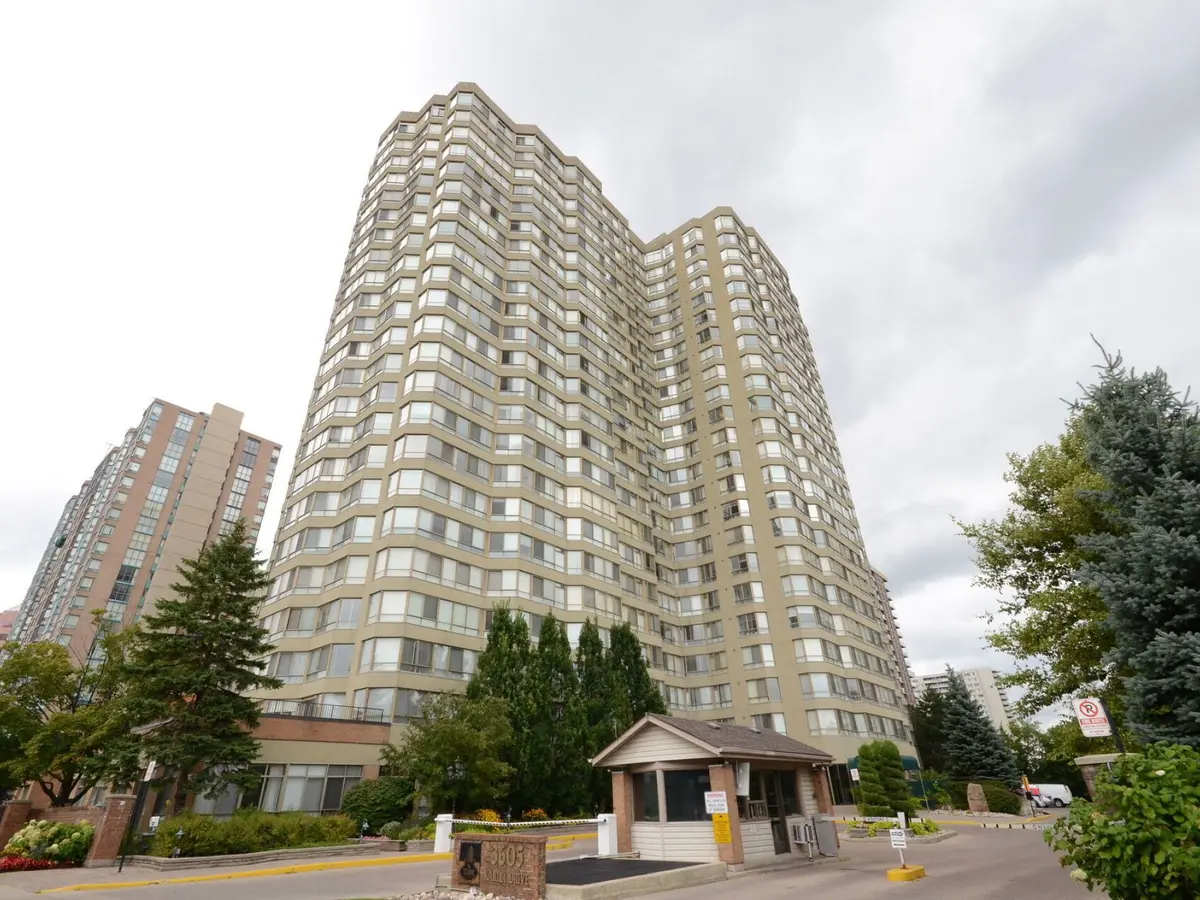 Mississauga, ON L5B 3J4,3605 Kariya DR #801