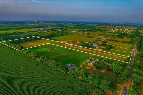 386 N Rock Creek Road, Waco, TX 76708