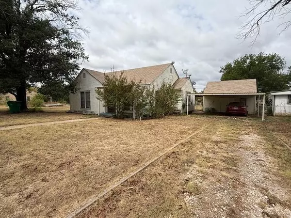 109 Miami Street, Coleman, TX 76834