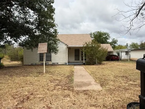 Coleman, TX 76834,109 Miami Street