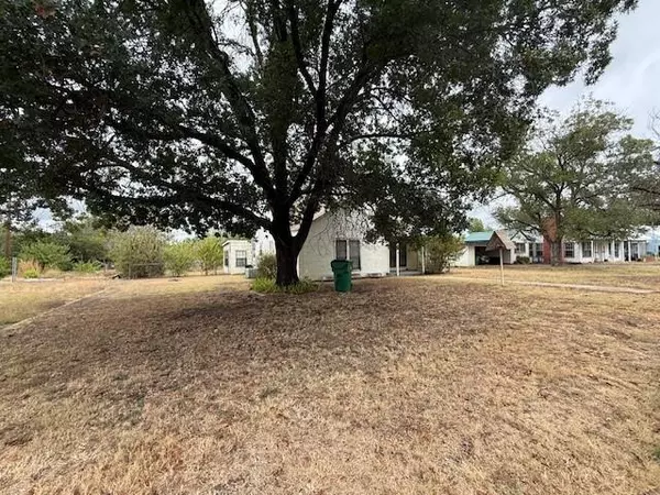 Coleman, TX 76834,109 Miami Street