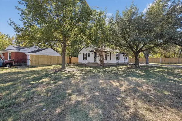 Dallas, TX 75228,1626 Crest Ridge Drive