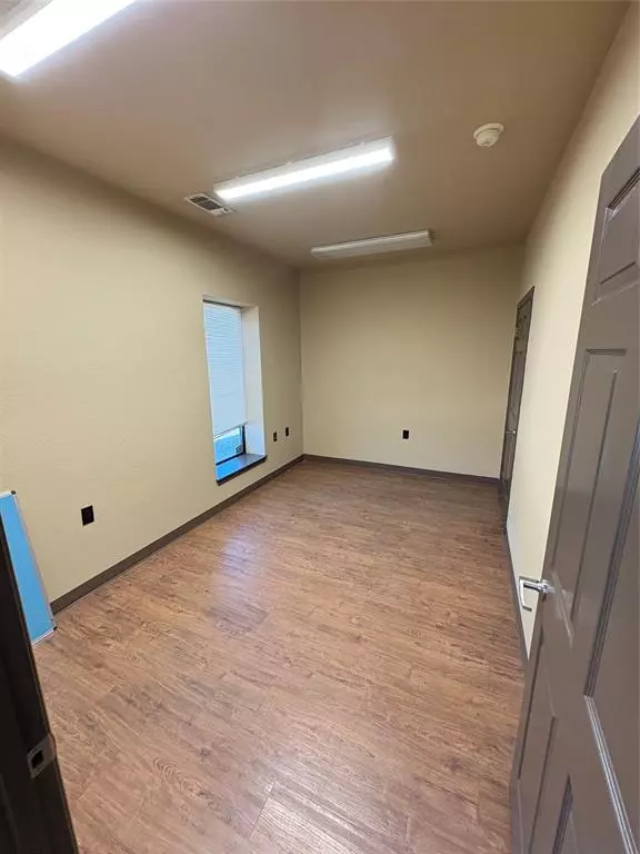 Decatur, TX 76234,4595 Us-Hwy 380 #1