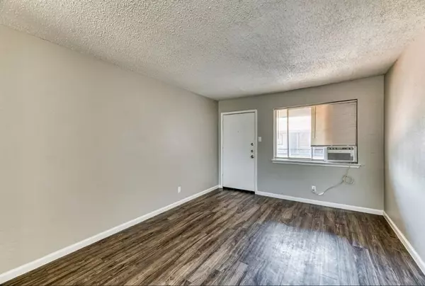 Dallas, TX 75214,5315 Columbia Avenue #214