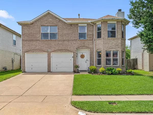 8513 Horse Whisper Lane, Fort Worth, TX 76131