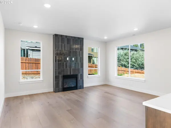 Damascus, OR 97089,16911 SE SIRI CT