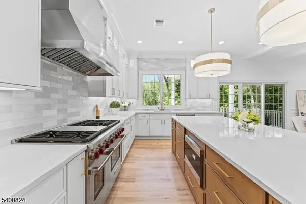 Livingston Twp., NJ 07039,13 Harding Pl