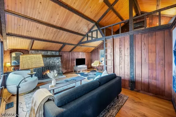 Sparta Twp., NJ 07871,7 Hillside Rd