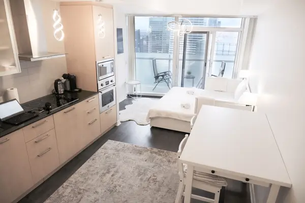 12 York ST #4908, Toronto C01, ON M5J 0A9