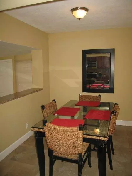 Oakland Park, FL 33334,240 NE 55 STREET