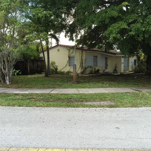 Oakland Park, FL 33334,240 NE 55 STREET