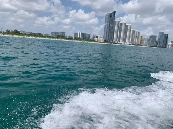 16531 NE 35th Ave, North Miami Beach, FL 33160