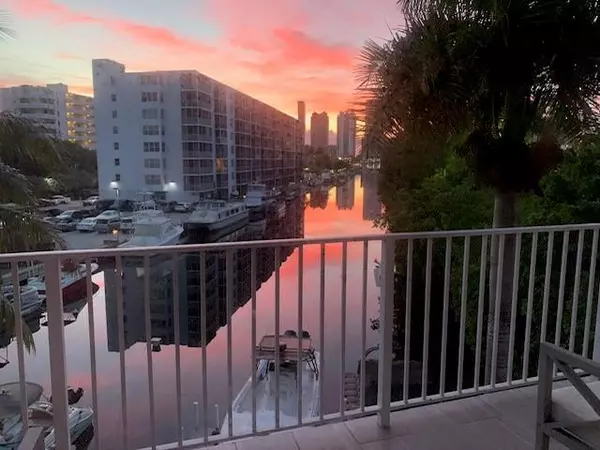 North Miami Beach, FL 33160,16531 NE 35th Ave