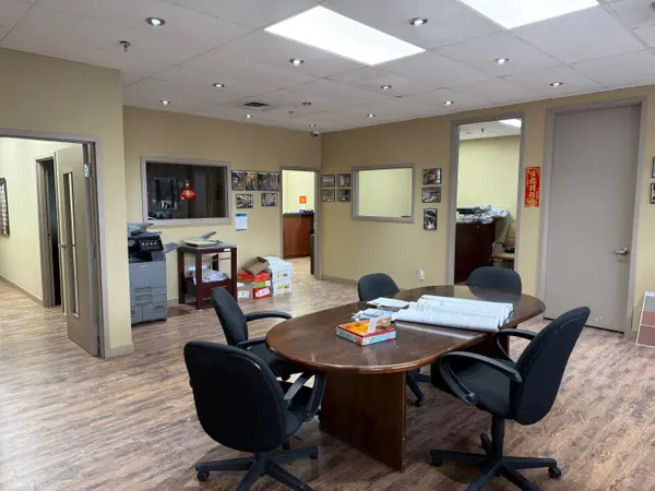 Markham, ON L3R 3L6,861 Denison ST #103