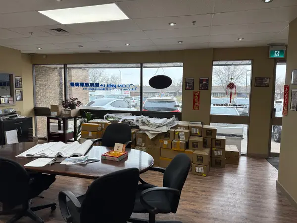 Markham, ON L3R 3L6,861 Denison ST #103