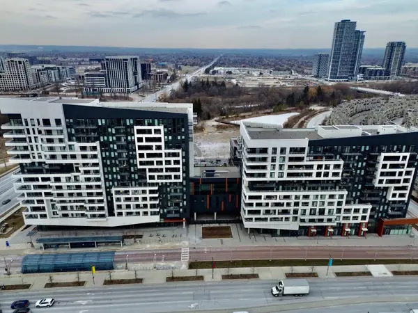 10 Rouge Valley DR W #420, Markham, ON L6G 0G9