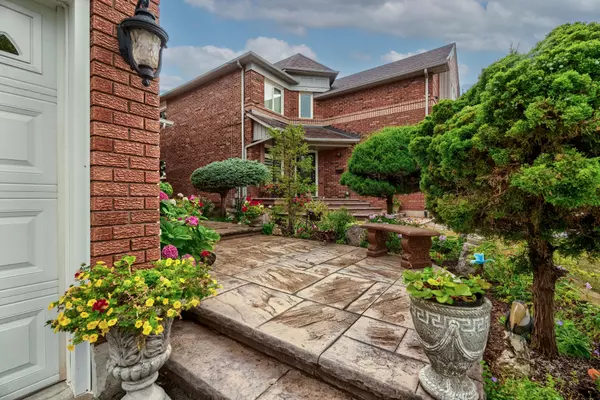 Halton Hills, ON L7G 5L5,183 Barber DR