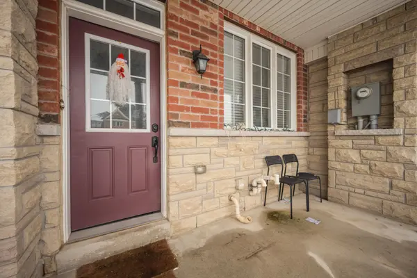 Brampton, ON L6Y 0T7,49 Wardsville DR