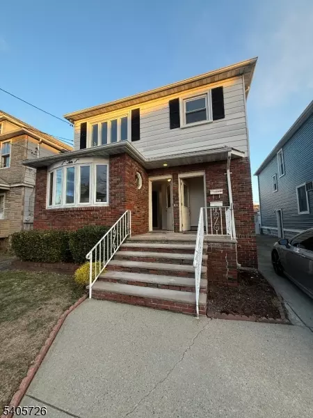 North Arlington Boro, NJ 07031,10 4Th St