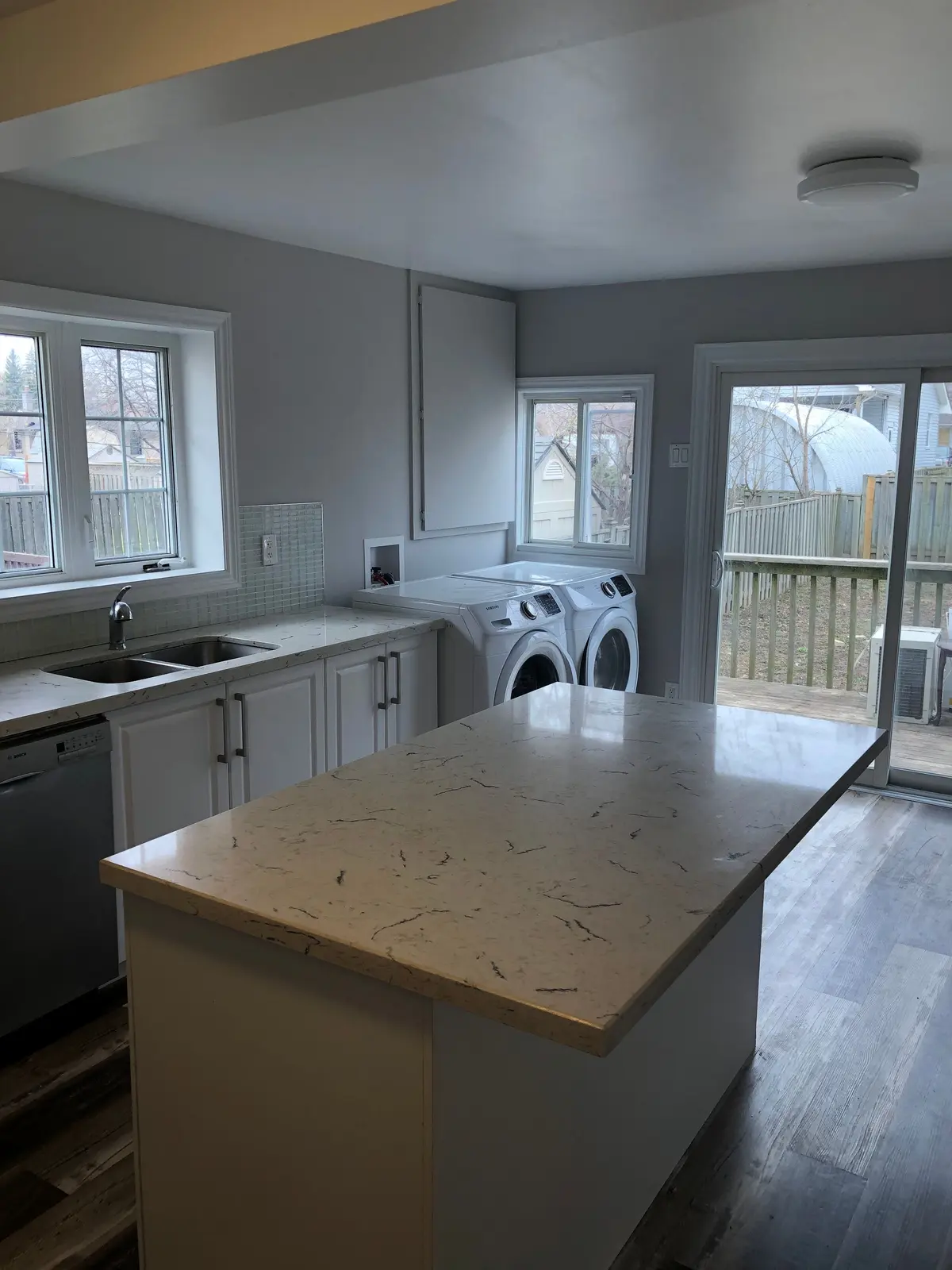 Ajax, ON L1S 1S5,22 George ST