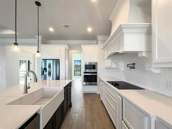 Weatherford, TX 76085,405 Oak Meadow Lane