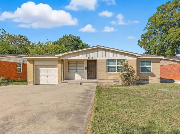 3211 Gus Thomasson Road, Dallas, TX 75228