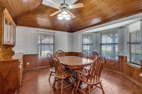 Waxahachie, TX 75165,208 Catawba Road