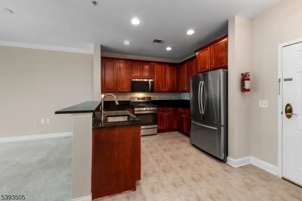 Riverdale Boro, NJ 07457,7306 Coventry Ct #306