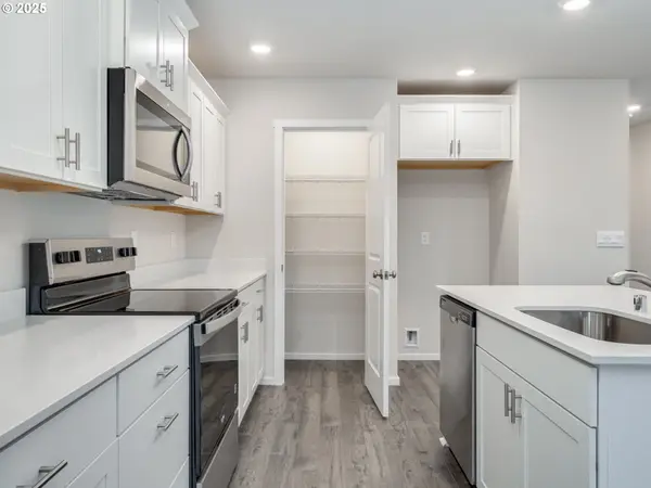 Vancouver, WA 98684,1616 NE 122nd CT