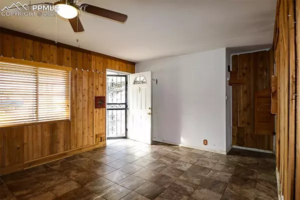 Colorado Springs, CO 80905,1917 S Sheridan AVE