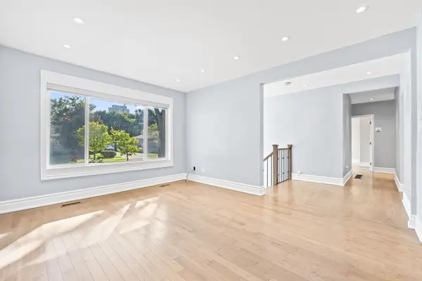 Toronto C13, ON M3A 2B1,108 Lynedock CRES