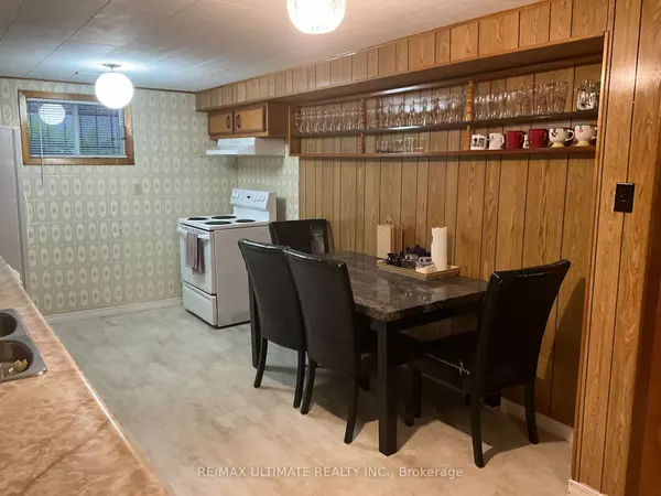 Toronto E10, ON M1E 3A3,60 Westcroft DR