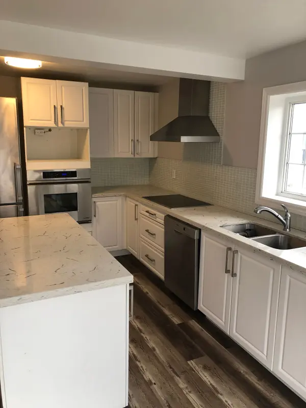 Ajax, ON L1S 1S5,22 George ST