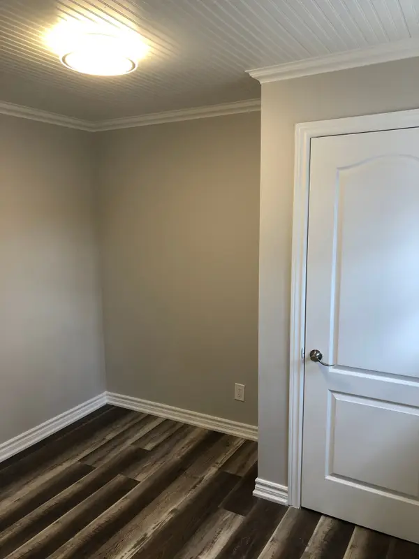 Ajax, ON L1S 1S5,22 George ST